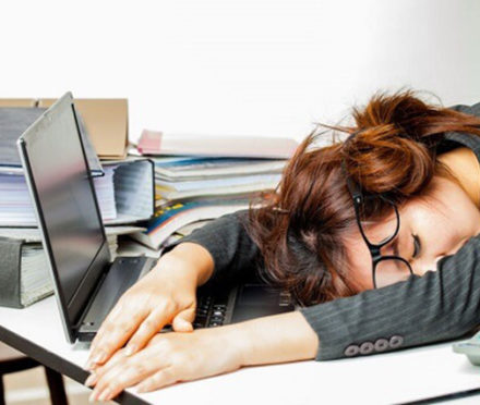 How to Stay awake & feel less sleepy at Work
